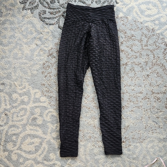 Booty by Brabants Textured Leggings Black One Size - Picture 1 of 7